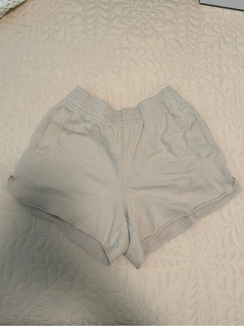 aerie High-Waist Light Gray Lounge Shorts